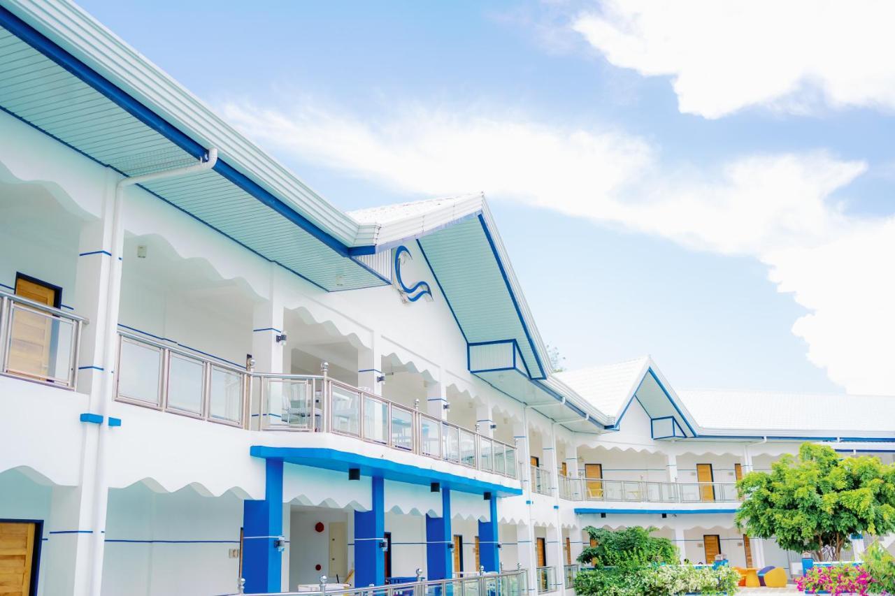 Santiago Cove Hotel And Restaurant Exterior photo